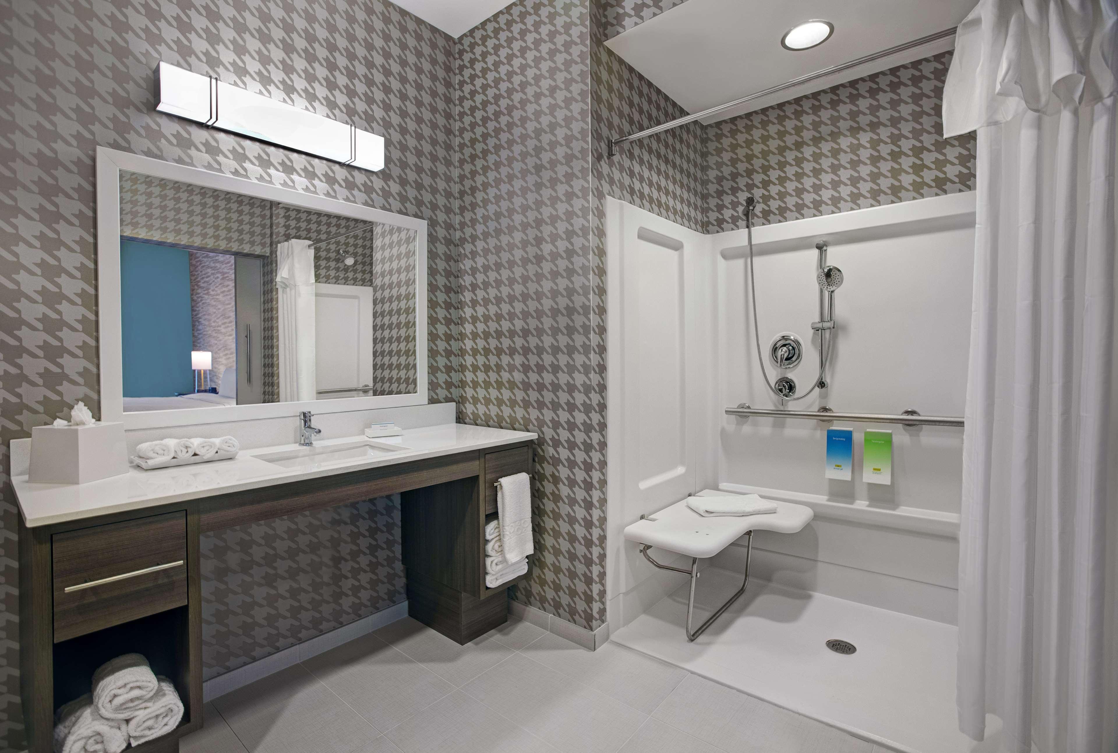 Home2 Suites By Hilton Richmond Dış mekan fotoğraf