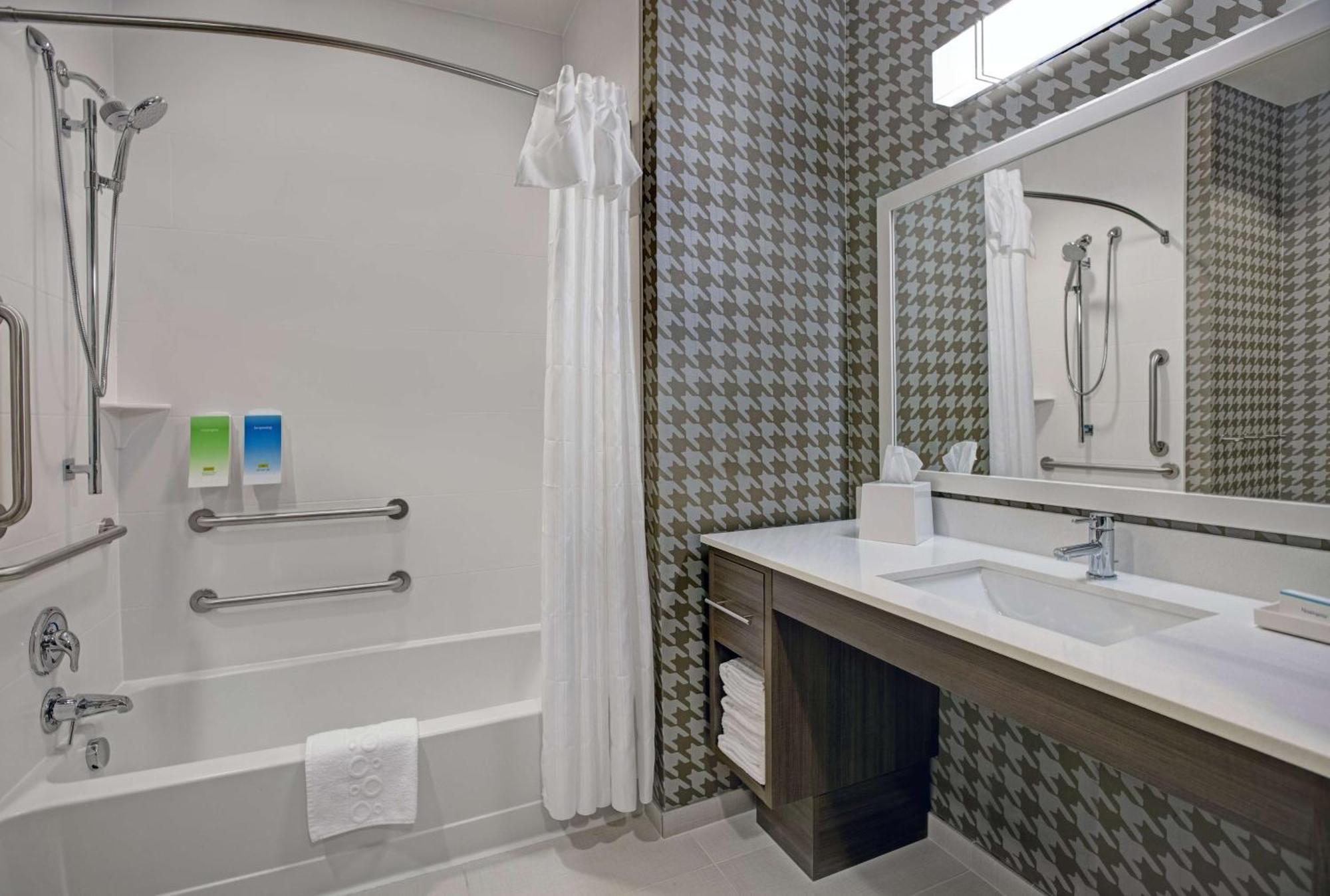 Home2 Suites By Hilton Richmond Dış mekan fotoğraf